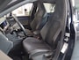 Volkswagen Golf 1.5 eTSI 2x R-Line automaat, 131pk!! Navigatie, Apple Carplay, Clima controle, Cruise controle, Sportstoelen R line, Elek ramen V/A, Parkeersensoren V/A, Xenon verlichting, Zwarte hemel, Lm velgen 17'', Nederlandse Bovag afleverpakket 695,-