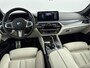 BMW 5-Serie Touring 530e Business Edition Plus 292PK | M Sport | Harman Kardon Audio | Keyless | Elektrische Trekhaak | Stoelverwarming