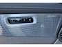 Volvo XC90 T8 Recharge AWD Ultra Bright - Luchtvering - Panorama/schuifdak - IntelliSafe Assist & Surround - 360º Camera - Bowers & Wilkins audio - Adaptieve LED koplampen - Verwarmde voorstoelen, stuur & achterbank - Parkeersensoren voor & achter - Elektr. bedienb. voorstoelen met geheugen - Geventileerde voorstoelen - Head up display - Draadloze tel. lader - Extra getint glas - Inklapbare trekhaak - 21' LMV