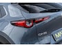 Mazda CX-30 2.0 e-SkyActiv-X M Hybrid Luxury | Trekhaak | Schuifdak | Lederen Bekleding | Bose Audio | Head-up Display | Lichtmetalen Velgen | Elektrische Achterklep | Keyless Entry | Navigatie | Apple Carplay Android Auto | Achteruitrijcamera | Parkeersensoren
