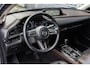 Mazda CX-30 2.0 e-SkyActiv-X M Hybrid Luxury | Trekhaak | Schuifdak | Lederen Bekleding | Bose Audio | Head-up Display | Lichtmetalen Velgen | Elektrische Achterklep | Keyless Entry | Navigatie | Apple Carplay Android Auto | Achteruitrijcamera | Parkeersensoren