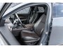 Mazda CX-30 2.0 e-SkyActiv-X M Hybrid Luxury | Trekhaak | Schuifdak | Lederen Bekleding | Bose Audio | Head-up Display | Lichtmetalen Velgen | Elektrische Achterklep | Keyless Entry | Navigatie | Apple Carplay Android Auto | Achteruitrijcamera | Parkeersensoren