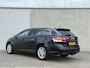 Toyota Avensis Wagon 2.0 VVTi Business Automaat Leer Trekhaak Camera