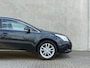 Toyota Avensis Wagon 2.0 VVTi Business Automaat Leer Trekhaak Camera