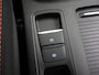 Ford Focus 1.0 EcoBoost Hybrid ST Line X | Afneembare Trekhaak | Winterpakket | Cruise Control Adaptief | Parkeercamera | HUD | Navigatie | Apple Carplay/Android Auto |