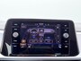 Volkswagen T-Roc 1.5 TSI Life Automaat - LED - Camera - Park Assist - Navigatie - Climatronic - ACC