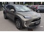 Toyota Yaris Cross 1.5 HYBRID 115 DYNAMIC STUUR/STOELVERWARMING KEYLESS PRIVACY-GLASS 17"LM-VELGEN APPLE/ANDROID LED
