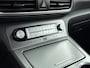 Hyundai Kona Electric EV Premium 64 kWh // LEDER // STUUR+STOEL VERWARMING //