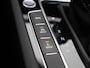 Volkswagen Arteon Shooting Brake 1.4 TSI eHybrid R-Line Business+ 218 PK| Dealeronderhouden | Trekhaak | Panoramadak | Leder | Navigatie Pro | 360 Camera | Head-Updisplay | Achterklep Elektrisch | Stoelverwarming | Stuurwielverwarming