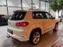 Volkswagen Tiguan 1.4 TSI R-Line|NAP|Pano|Trekhaak|Park Assist|Xenon|Navi|Cruise|PDC Rondom|18 Inch|Rijklaar