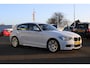 BMW 1-Serie 114i Upgrade LEDER/ VERWARMDE STOELEN/ LM 17