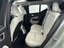 Volvo XC40 1.5 T4 Plug-in hybrid Ultimate Bright // SCHUIFKANTELDAK // LEDER // VOORRUITVERWARMING //