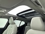 Volvo XC40 1.5 T4 Plug-in hybrid Ultimate Bright // SCHUIFKANTELDAK // LEDER // VOORRUITVERWARMING //