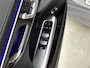 Mercedes-Benz C-klasse 300 e Business Solution AMG | Nightpakket | Comfortpakket Plus | Middenconsole metaalstructuur | Trekhaak | Panoramaschuifdak | 360° camera | Smartphone-integratie | Sfeerverlichting | Sierdelen metaalstructuur |