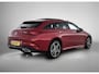 Mercedes-Benz CLA Shooting Brake 250 e AMG-line Lichtmetalen velgen | Panoramadak | Wide screen | Navigatie | Parking support met camera | Inclusief 24 maanden MB Certified garantie voor Europa.