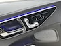 Mercedes-Benz C-klasse Estate 300 e Business Solution AMG | Comfortpakket Plus | Nightpakket | Parkeerpakket met 360°-camera | Trekhaak | Panoramaschuifdak | 19" multispaaks lichtmetalen AMG-velgen | GUARD 360° Plus | Middenconsole metaalstructuur |