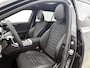 Mercedes-Benz C-klasse Estate 300 e Business Solution AMG | Comfortpakket Plus | Nightpakket | Parkeerpakket met 360°-camera | Trekhaak | Panoramaschuifdak | 19" multispaaks lichtmetalen AMG-velgen | GUARD 360° Plus | Middenconsole metaalstructuur |