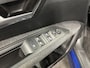 Peugeot 3008 1.2 PureTech Blue Lease Executive TREKHAAK NAVI LM CARPLAY ECC CRUISE.