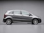 Mercedes-Benz B-klasse 200 Sport (SCHUIFDAK,STOELVERWARMING,CLIMATE,CRUISE,TREKHAAK,AIRCO,SPORTSTOELEN,LM VELGEN,NETTE STAAT)