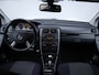Mercedes-Benz B-klasse 200 Sport (SCHUIFDAK,STOELVERWARMING,CLIMATE,CRUISE,TREKHAAK,AIRCO,SPORTSTOELEN,LM VELGEN,NETTE STAAT)