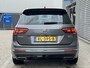 Volkswagen Tiguan 2.0 TSI 4Motion 220pk Highline Business R / R-line Exterieur / Digitaal dashboard / Panoramadak / Navigatie / Camera / Parkeersensoren V+A / Zwenkbare trekhaak /