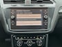 Volkswagen Tiguan 2.0 TSI 4Motion 220pk Highline Business R / R-line Exterieur / Digitaal dashboard / Panoramadak / Navigatie / Camera / Parkeersensoren V+A / Zwenkbare trekhaak /