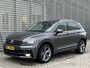 Volkswagen Tiguan 2.0 TSI 4Motion 220pk Highline Business R / R-line Exterieur / Digitaal dashboard / Panoramadak / Navigatie / Camera / Parkeersensoren V+A / Zwenkbare trekhaak /