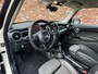 MINI Cooper Mini 1.5 Chili Serious Business 5-Deurs Automaat Nav/Cruise Led Stoelverw Uitstraling!