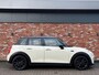 MINI Cooper Mini 1.5 Chili Serious Business 5-Deurs Automaat Nav/Cruise Led Stoelverw Uitstraling!