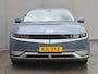 Hyundai Ioniq 5 Lounge 77.4 kWh / SOH 100% / Fabrieksgarantie tot 12-2027 / 8 jaar Batterijgarantie vanaf nieuw /  Relax Pakket / Dealer onderhouden / CCS snelladen / Trekgewicht 1600 kg / Warmtepomp / Head Up Display / Elektrische achterklep / Rondomzicht camera / Stuur- Stoel & Achterbank verwarming / Stoelventilatie /