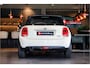 MINI Cooper 3-Deurs 1.5 Chili Sportstoelen Leder Cross punch, Panoramadak, Navi Professional, Zicht/ Wired/ Connected XL/ Licht/ Excitement/ Ambiente/ Black optic pakket, DDC, PDC, Voorruit verwarming, LMV.