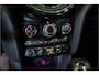 MINI Cooper 3-Deurs 1.5 Chili Sportstoelen Leder Cross punch, Panoramadak, Navi Professional, Zicht/ Wired/ Connected XL/ Licht/ Excitement/ Ambiente/ Black optic pakket, DDC, PDC, Voorruit verwarming, LMV.