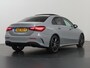 Mercedes-Benz A-klasse 180 Business Solution AMG | Night edition | Panoramadak | Memory stoelen | Head-up display | Stoelverwarming | Dodehoekassistent | AMG Line Plus