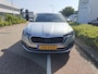 Skoda Octavia Combi 1.0 e-TSI Business Edition / PDC / NAVI / Verwarmbare stoelen voor / Elektrische achterklep / 16"LMV