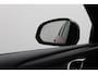 Volvo XC40 2.0 T4 R-Design | Parkeercamera | Stoelverwarming | Elektrische kofferklep | Navigatie