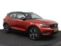 Volvo XC40 2.0 T4 R-Design | Parkeercamera | Stoelverwarming | Elektrische kofferklep | Navigatie