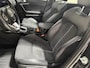 Kia Xceed 1.5 T-GDI MHEV Black Edition Automaat, Schuif Kantel dak, Stoel en Stuur verwarming, Apple Carplay/Android Auto, Navigatie, Camera.