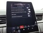 Renault Captur 1.6 E-Tech Plug-in Hybrid 160 Intens | Apple Carplay/Android Auto | Autonomous Emergency Braking | Cruise Control | Electronic Climate Control | Kunstlederen/stof bekleding | LED koplampen | lichtmetalen velgen 17 |