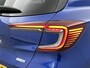 Renault Captur 1.6 E-Tech Plug-in Hybrid 160 Intens | Apple Carplay/Android Auto | Autonomous Emergency Braking | Cruise Control | Electronic Climate Control | Kunstlederen/stof bekleding | LED koplampen | lichtmetalen velgen 17 |