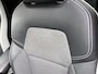 Renault Captur 1.6 E-Tech Plug-in Hybrid 160 Intens | Apple Carplay/Android Auto | Autonomous Emergency Braking | Cruise Control | Electronic Climate Control | Kunstlederen/stof bekleding | LED koplampen | lichtmetalen velgen 17 |