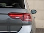 Volkswagen T-Roc 1.5 TSI R-Line 150PK DSG | Navigatie | Trekhaak | LED plus | 18" Lmv | Achteruitrijcamera | Stoel/stuurverwarming