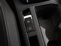 Volkswagen T-Roc 1.5 TSI R-Line 150PK DSG | Navigatie | Trekhaak | LED plus | 18" Lmv | Achteruitrijcamera | Stoel/stuurverwarming