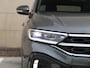 Volkswagen T-Roc 1.5 TSI R-Line 150PK DSG | Navigatie | Trekhaak | LED plus | 18" Lmv | Achteruitrijcamera | Stoel/stuurverwarming
