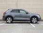 Volkswagen T-Roc 1.5 TSI R-Line 150PK DSG | Navigatie | Trekhaak | LED plus | 18" Lmv | Achteruitrijcamera | Stoel/stuurverwarming