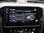 Volkswagen Passat Variant 1.4 TSI PHEV GTE Business 218 PK| Dealeronderhouden | Trekhaak | Panoramadak | Bestuurderstoel Elektrisch Met Geheugen | Navigatie | LED Matrix | Stoelverwarming | Stuurwielverwarming | Achteruitrijcamera