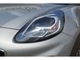 Ford Puma 1.0-125pk EcoBoost Mild-Hybrid Titanium X. Garantie t/m 07-03-2028 ! Slechts 7.400km ! Cruise cntrl, climate cntrl, stoel-, stuur- en voorraamverw., draadloos opladen telefoon, trekhaak afneembaar, navigatie, telefoonvoorb., LM wielen, B&O soundsyst., digitaal dashboard etc.