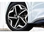 Volkswagen ID.3 Business 58 kWh First Edition | Camera | Stoelverwarming | Trekhaak |