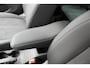 Opel Crossland 1.2 110 pk Turbo Elegance , Mooie hoge zit Climate control , Cruise control , AGR stoelen voor , Camera Navigatie , LM velgen , Parkeersensoren V+A