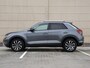 Volkswagen T-Roc 1.5 TSI Style 150pk DSG | Navigatie| Cruise control | LED | Camera | Digital Dashboard | Stoelverwarming |