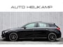Mercedes-Benz A-klasse 180 Luxury Line | Sfeerverlichting | Pano-dak | AMG 19" LMV |